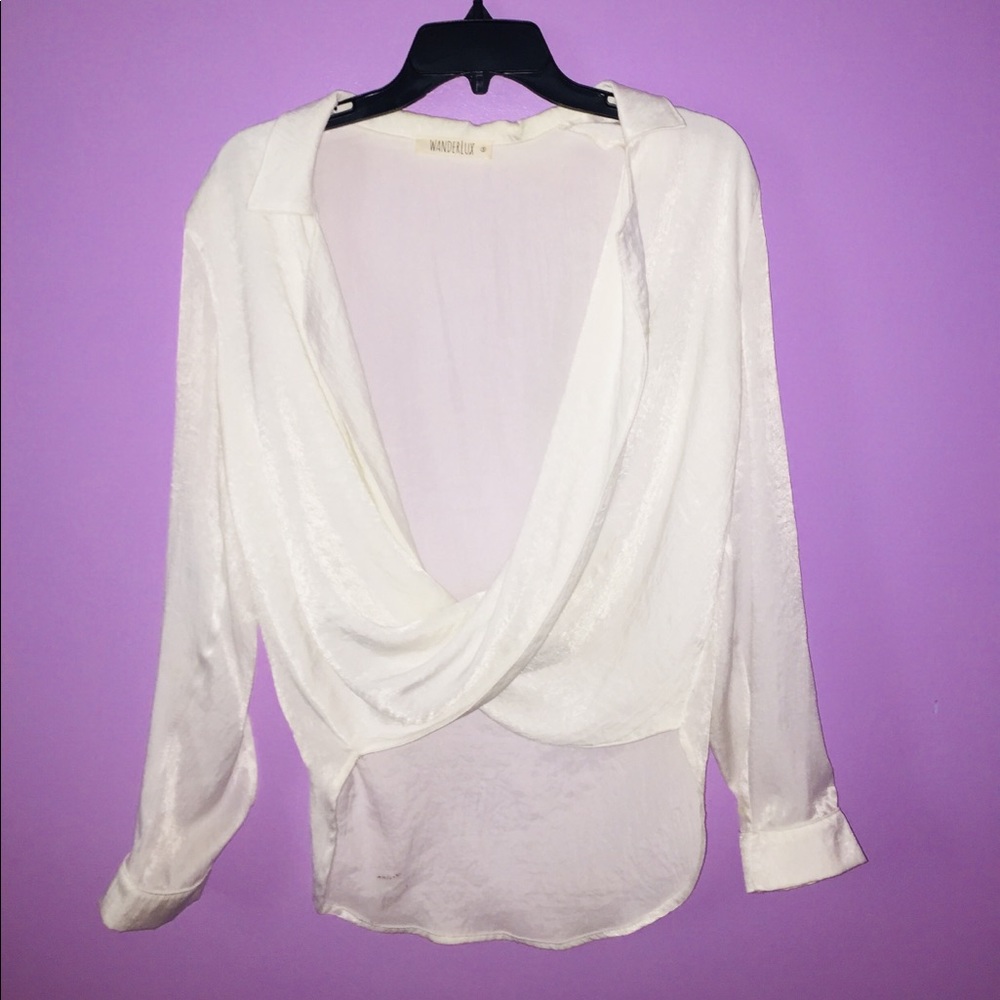 Wanderlux white shirt size small